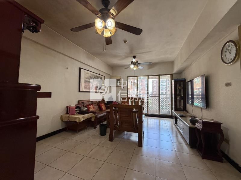 中壢自立國宅景觀三房平車房屋室內格局與周邊環境