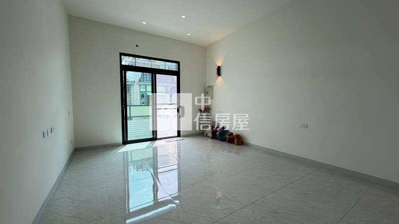 健康路全新整修透天房屋室內格局與周邊環境