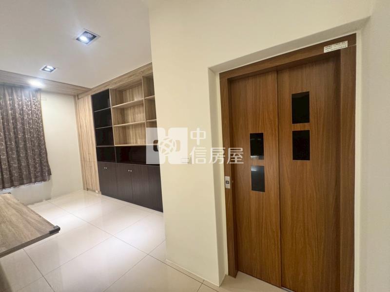 斗六科邨雙車電梯大別墅房屋室內格局與周邊環境