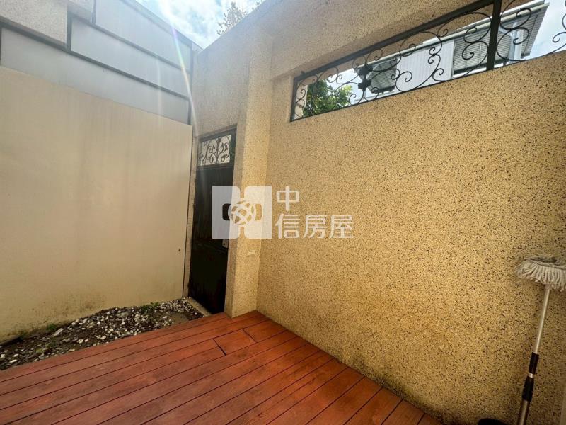 斗六科邨雙車電梯大別墅房屋室內格局與周邊環境