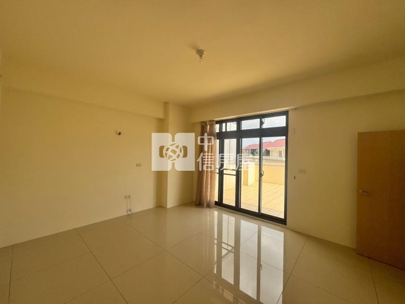 斗六科邨雙車電梯大別墅房屋室內格局與周邊環境