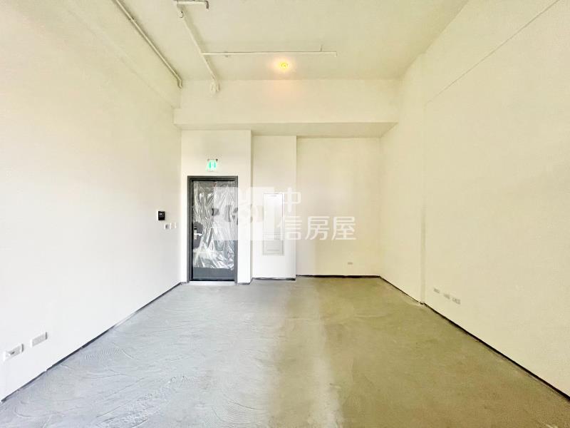 浩瀚湖濱城商辦平車房屋室內格局與周邊環境