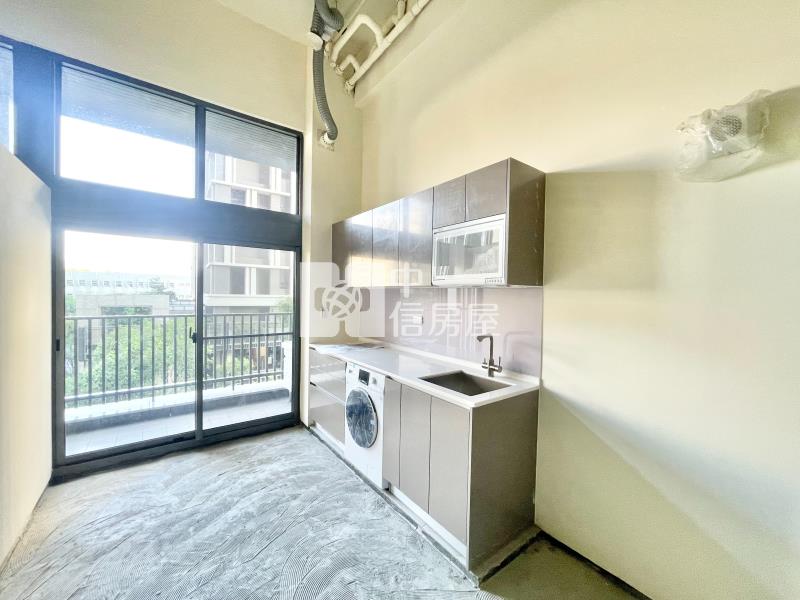 浩瀚湖濱城商辦平車房屋室內格局與周邊環境