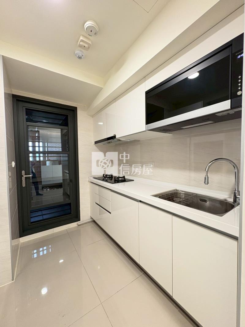 富宇質青全新完工高樓層美三房平車房屋室內格局與周邊環境