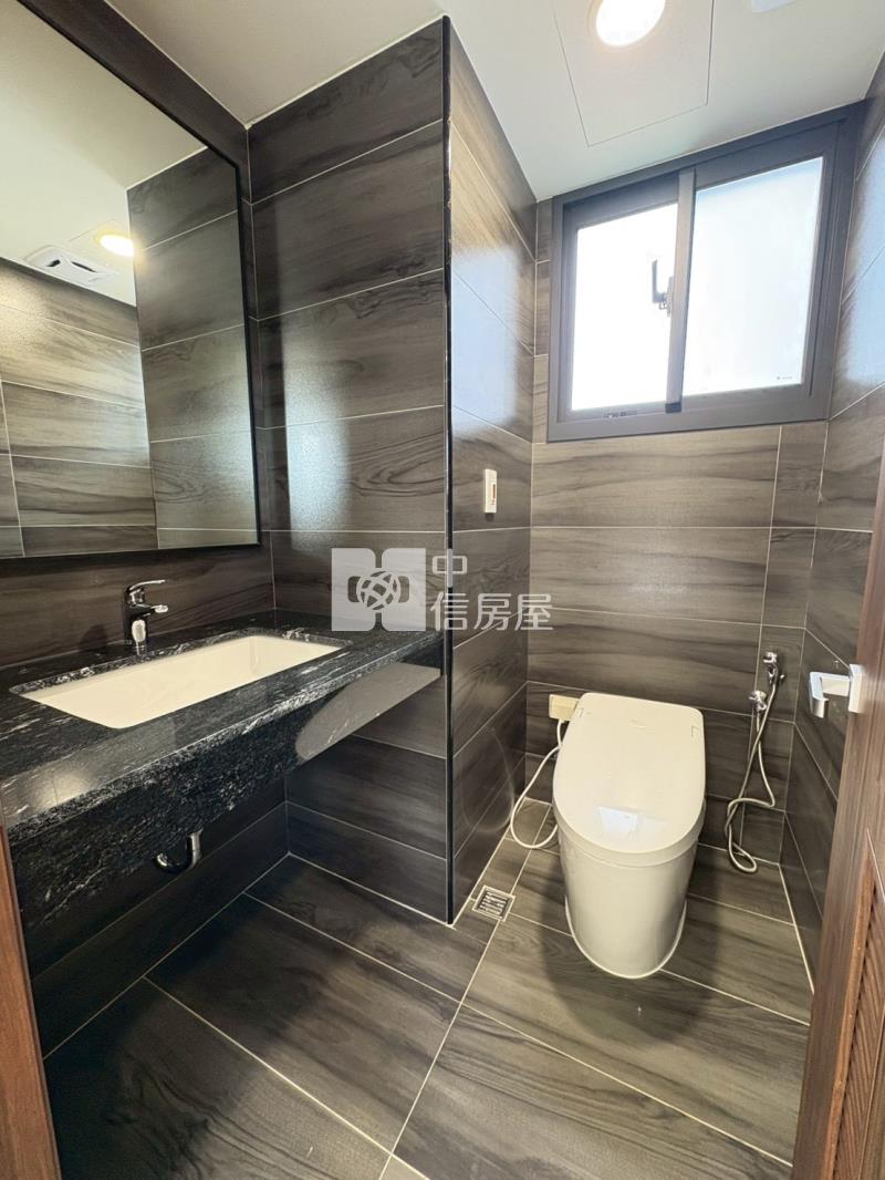 富宇質青全新完工高樓層美三房平車房屋室內格局與周邊環境