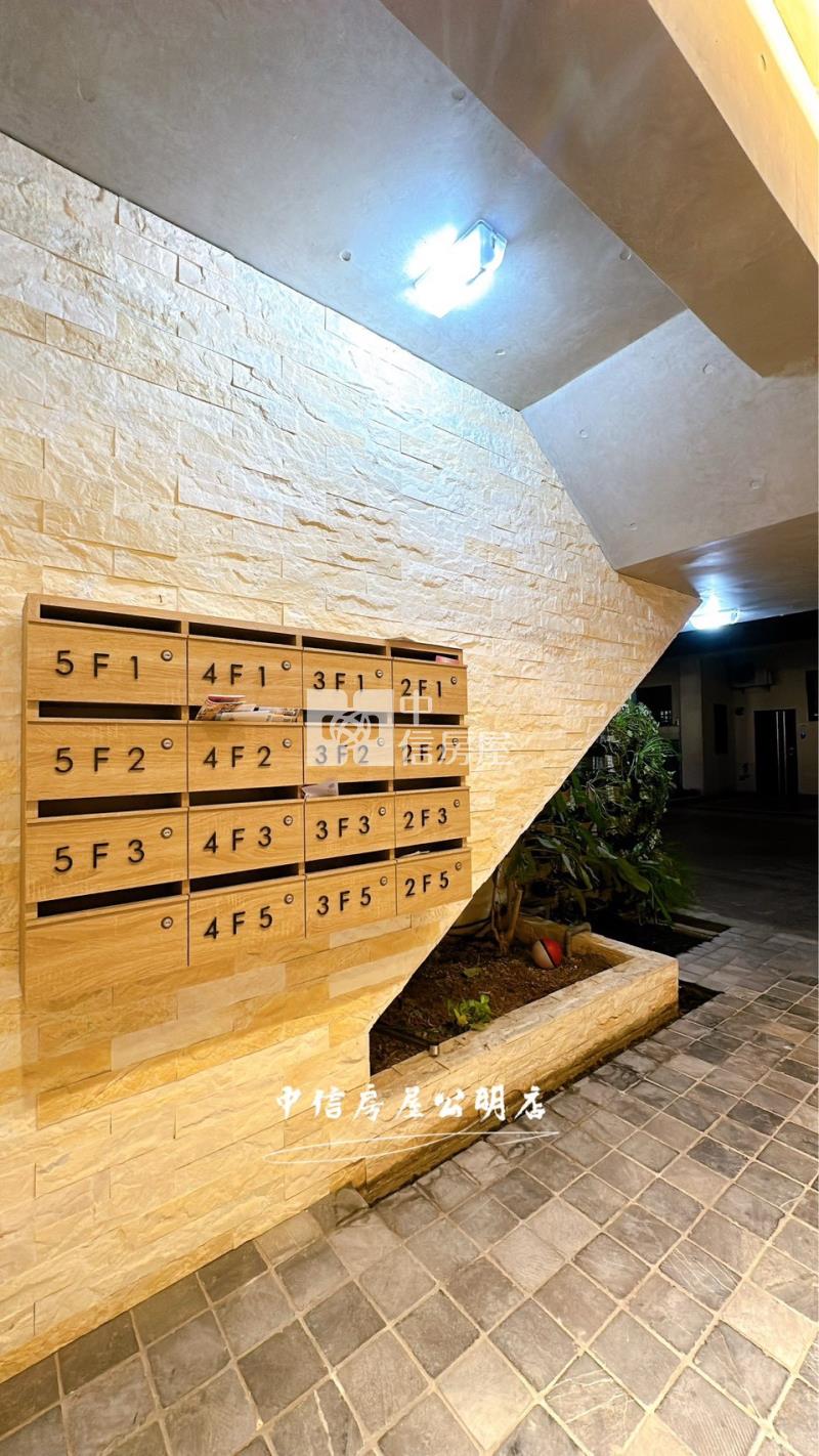 近嘉義後站輕屋齡車位兩房房屋室內格局與周邊環境