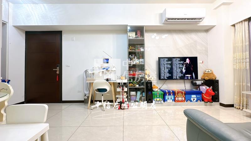 近嘉義後站輕屋齡車位兩房房屋室內格局與周邊環境