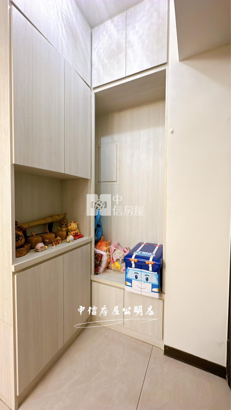 近嘉義後站輕屋齡車位兩房房屋室內格局與周邊環境