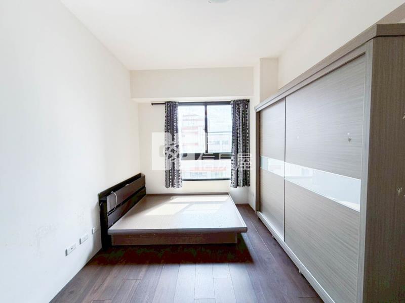 時尚W|大雅市中心三房車位房屋室內格局與周邊環境