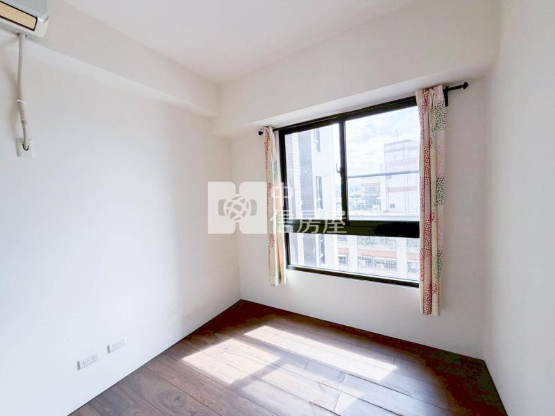 時尚W|大雅市中心三房車位房屋室內格局與周邊環境