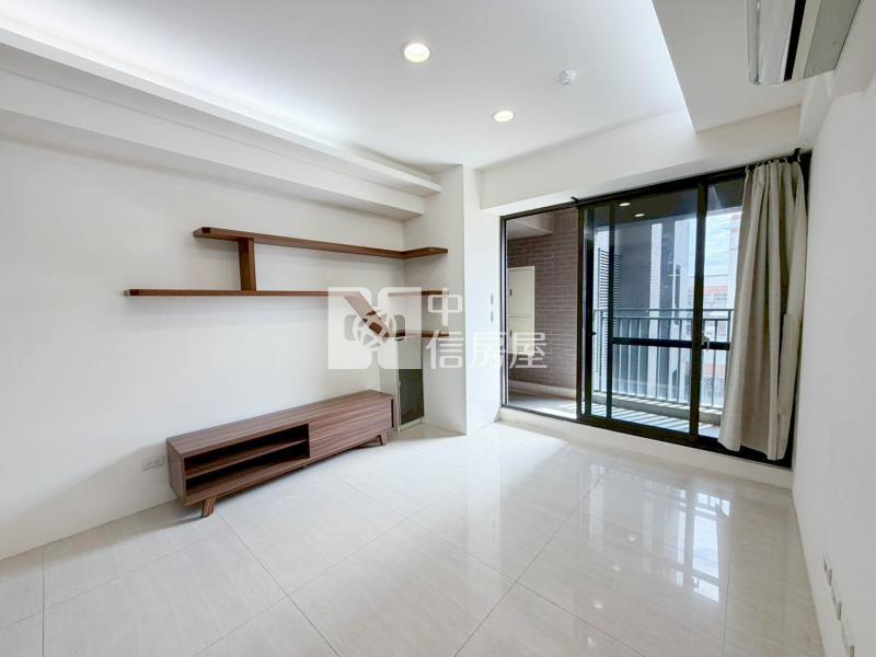 時尚W|大雅市中心三房車位房屋室內格局與周邊環境