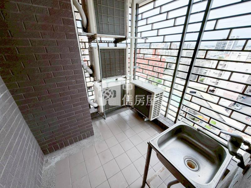 時尚W|大雅市中心三房車位房屋室內格局與周邊環境