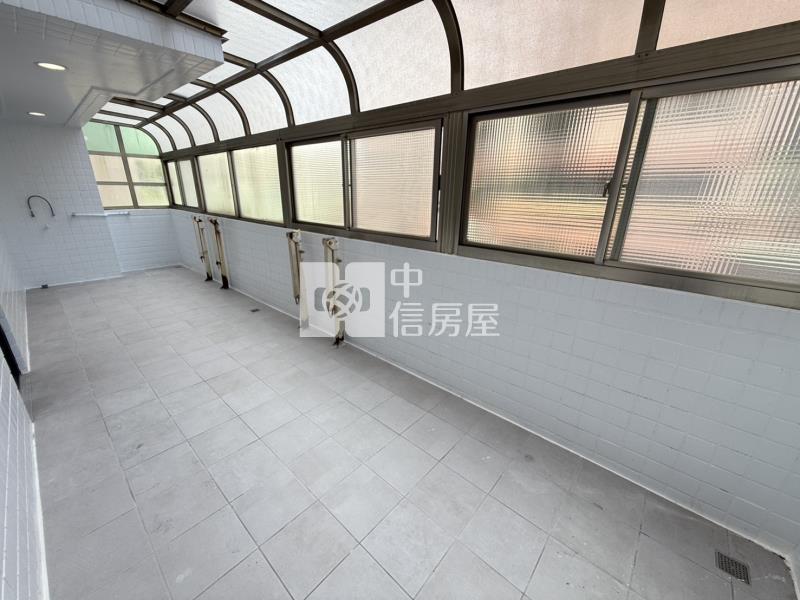 中山醫大慶捷運三面採光露台三房美屋房屋室內格局與周邊環境