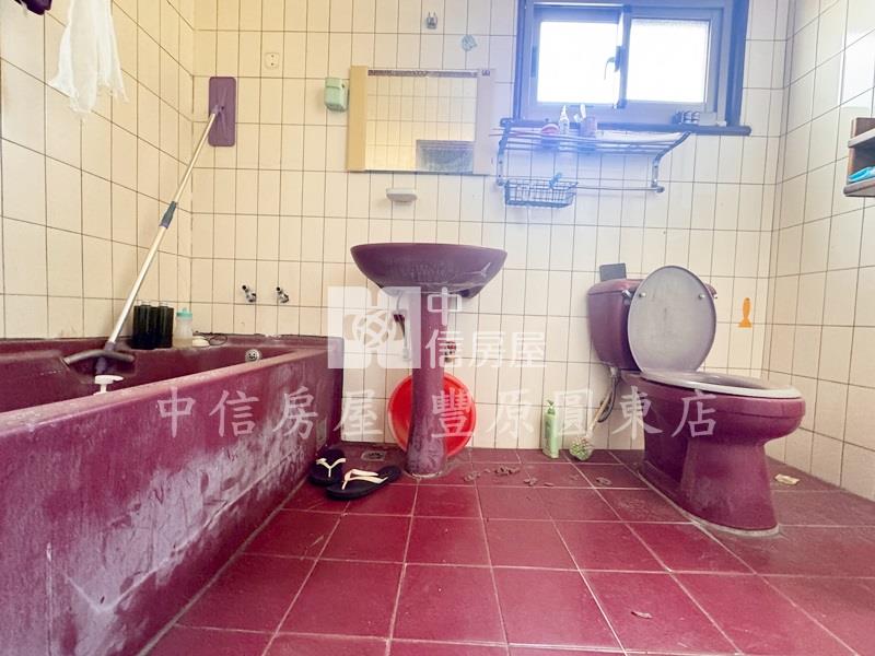 大道旁工業住宅房屋室內格局與周邊環境