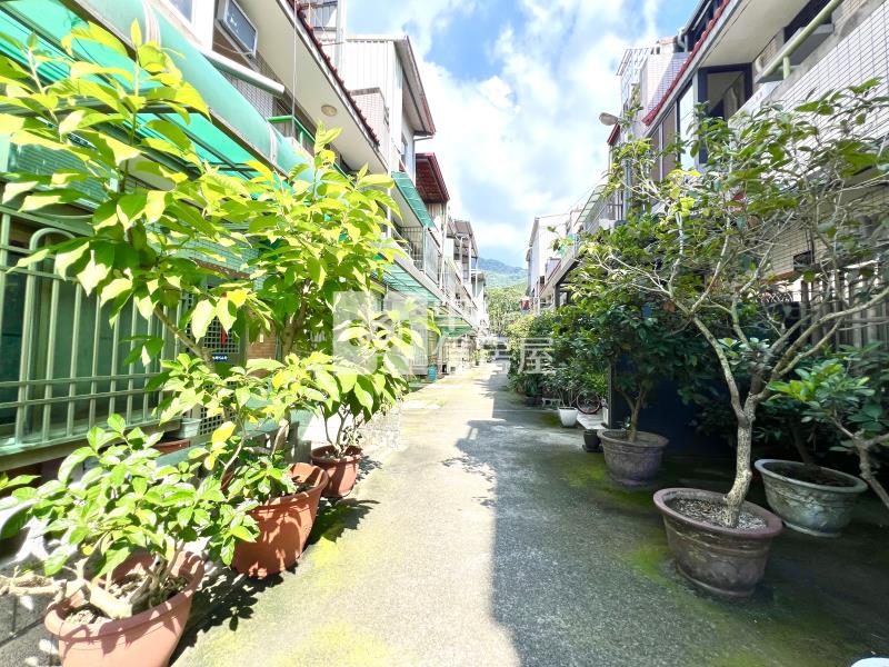 草屯生活逸境庭園別墅房屋室內格局與周邊環境