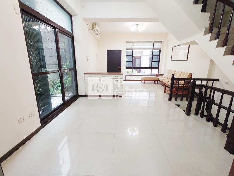 11期登陽館藏孝親美墅房屋室內格局與周邊環境