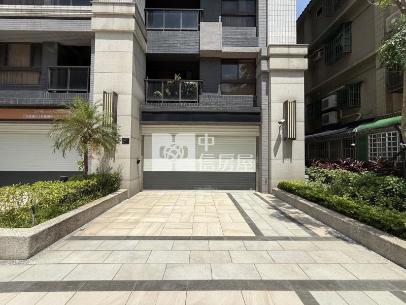 青埔A19超美金店面房屋室內格局與周邊環境