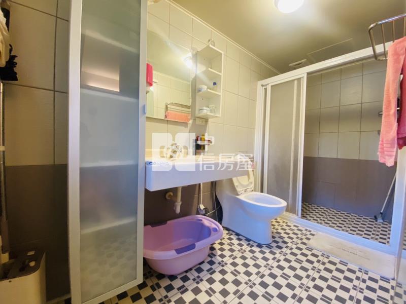 正面河畔大4房美店墅房屋室內格局與周邊環境