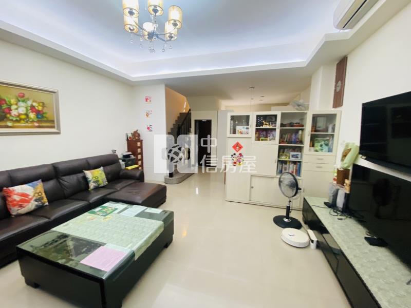 正面河畔大4房美店墅房屋室內格局與周邊環境