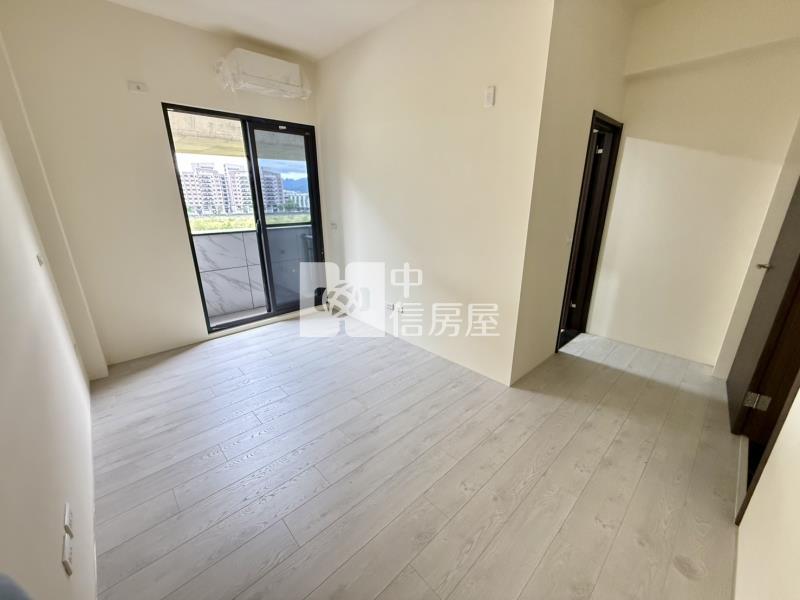 74旁1年屋臨路全新四套房透店B房屋室內格局與周邊環境