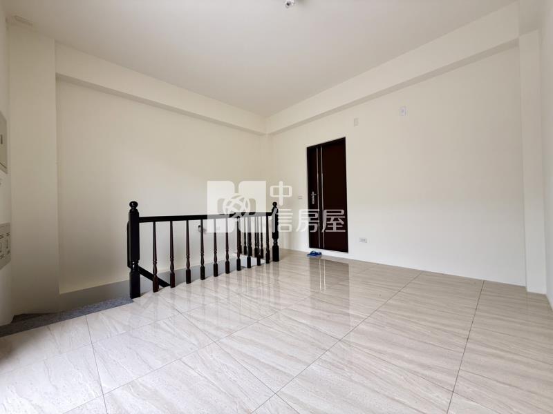 74旁1年屋臨路全新四套房透店B房屋室內格局與周邊環境