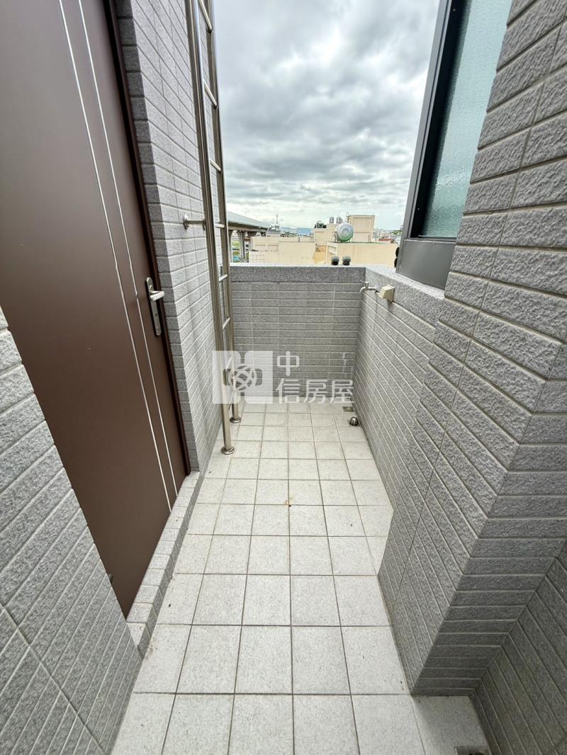 74旁1年屋臨路全新四套房透店B房屋室內格局與周邊環境