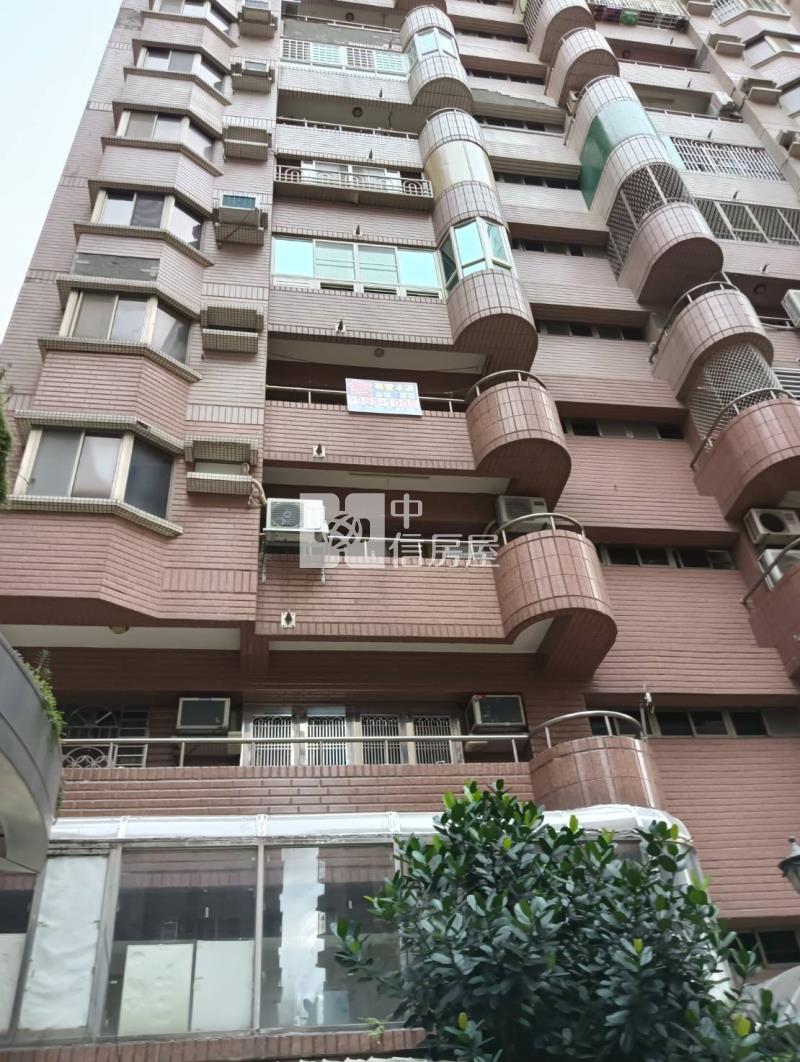 楠梓"北國麗景"大樓四房平車房屋室內格局與周邊環境