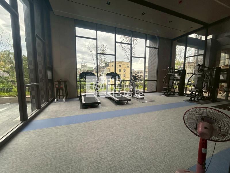 竹東沐朝陽全新次頂景觀三房車房屋室內格局與周邊環境