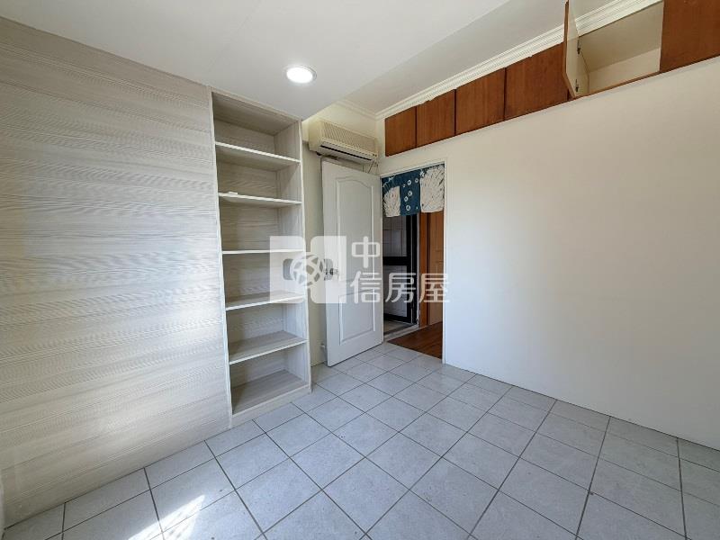 低總價捷運藍線2房房屋室內格局與周邊環境