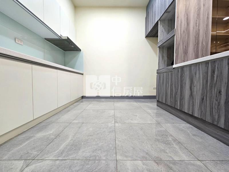 中清路大面寬1F公寓房屋室內格局與周邊環境