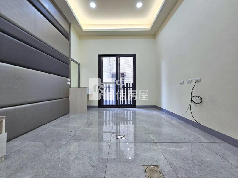 中清路大面寬1F公寓房屋室內格局與周邊環境