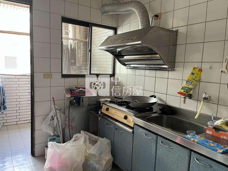 K08-成功三民華廈店面房屋室內格局與周邊環境