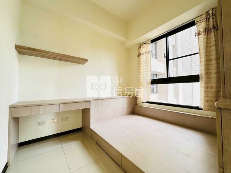 佳成公園i-Park四改3房雙平車房屋室內格局與周邊環境