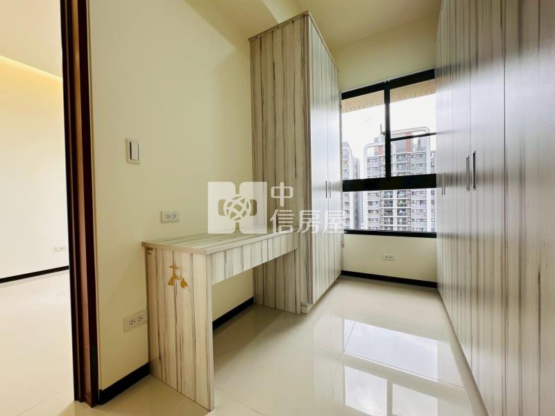 佳成公園i-Park四改3房雙平車房屋室內格局與周邊環境