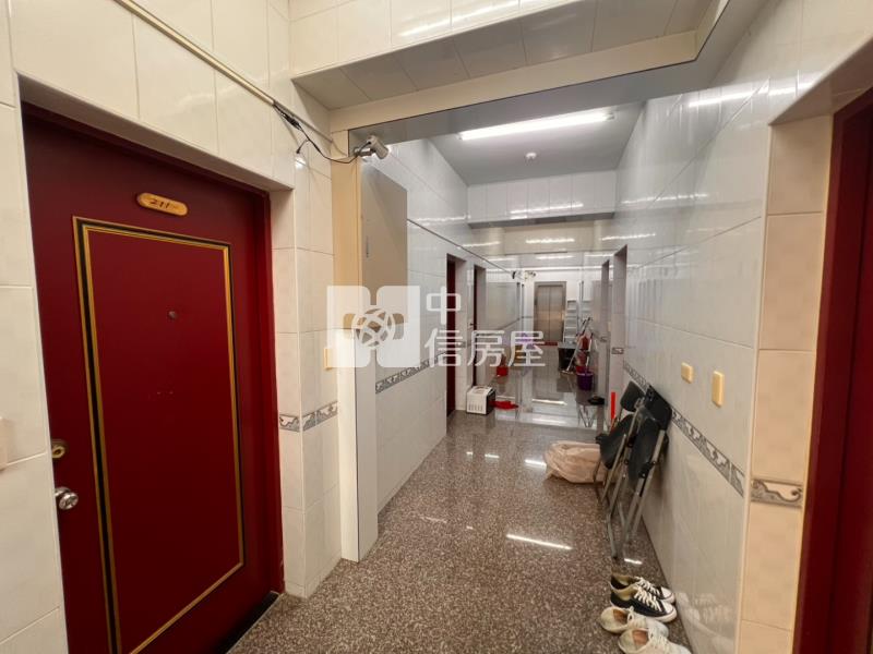 觀音工業區電梯收租10套房2樓房屋室內格局與周邊環境