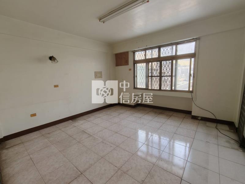 仁德商圈透天(專)房屋室內格局與周邊環境