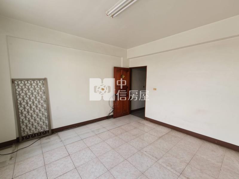 仁德商圈透天(專)房屋室內格局與周邊環境