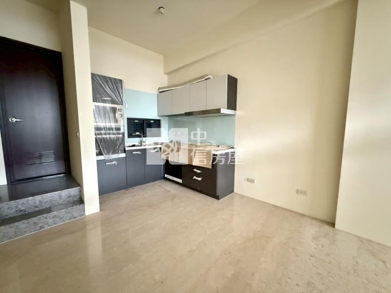 74旁1年屋臨路全新四套房透店A房屋室內格局與周邊環境