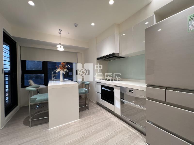 【神馬】A18高鐵站前邊間裝潢2房+平車(office)房屋室內格局與周邊環境