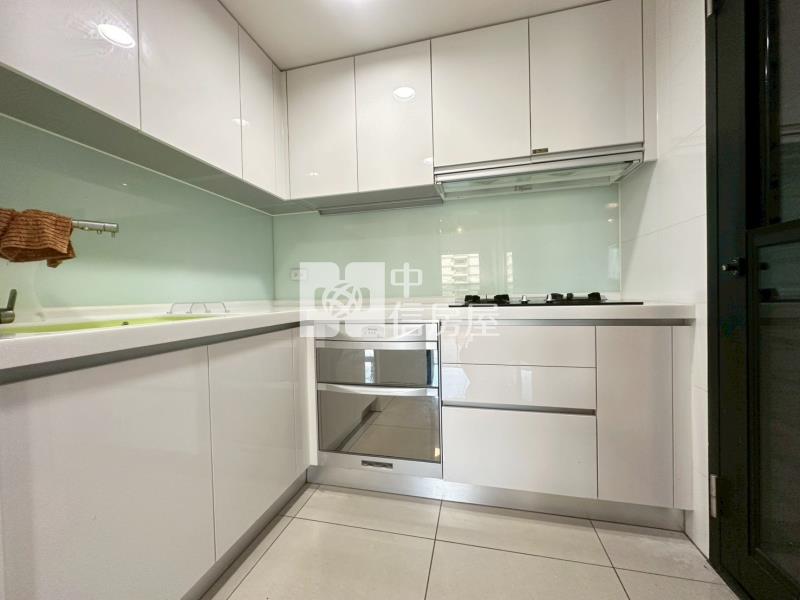 中山醫孩子王2大兩房平車視野戶房屋室內格局與周邊環境