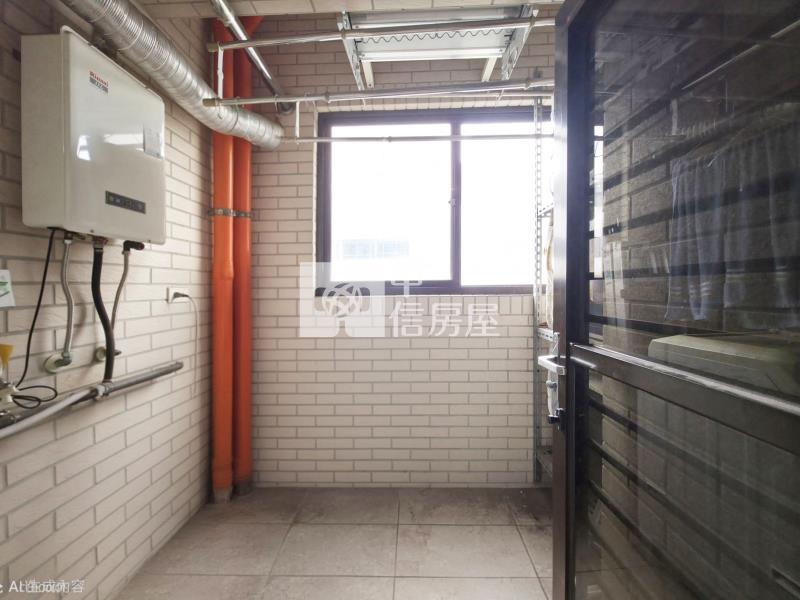 鉑悅2房車房屋室內格局與周邊環境