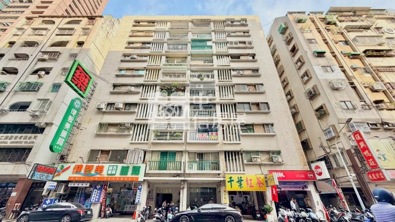 信義國小電梯3房房屋室內格局與周邊環境