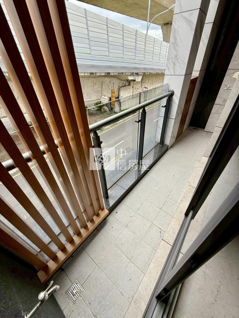 74旁1年屋臨路全新四套房透店C房屋室內格局與周邊環境