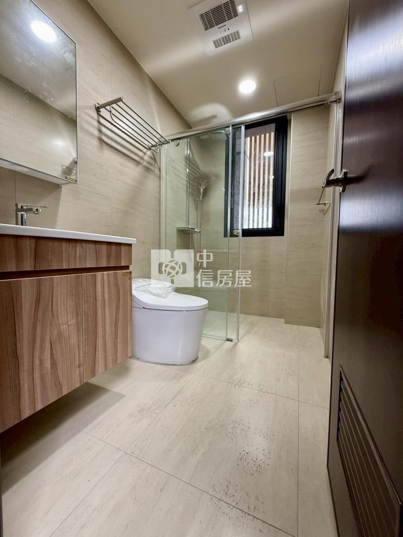 74旁1年屋臨路全新四套房透店C房屋室內格局與周邊環境