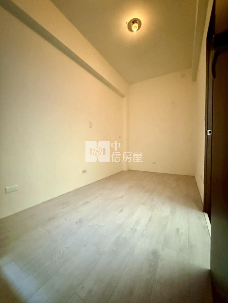 74旁1年屋臨路全新四套房透店C房屋室內格局與周邊環境