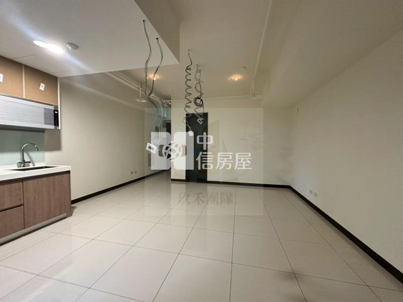 【玖禾】【專】青埔特區W站前1+1房房屋室內格局與周邊環境