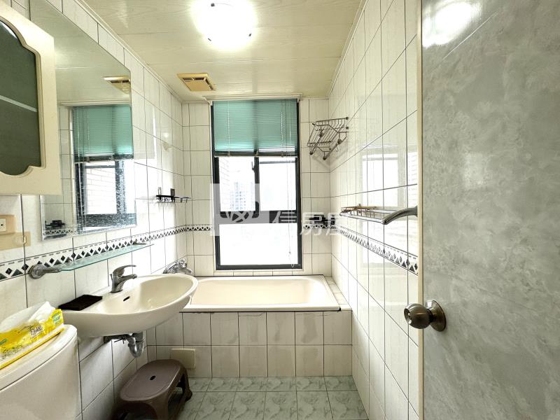 太子蘭坊美4房雙平車房屋室內格局與周邊環境