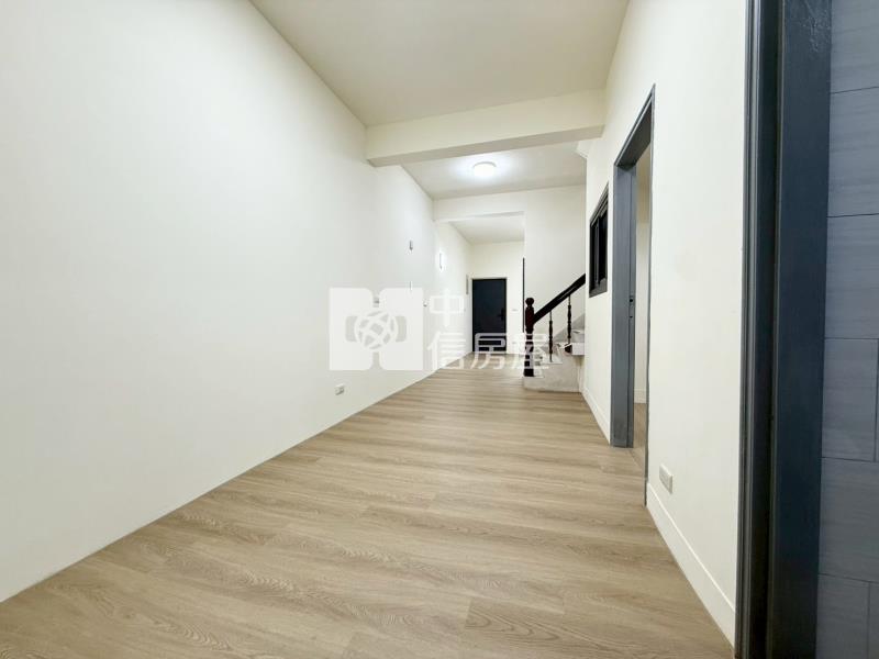 大業學區百萬精裝臨路別墅房屋室內格局與周邊環境