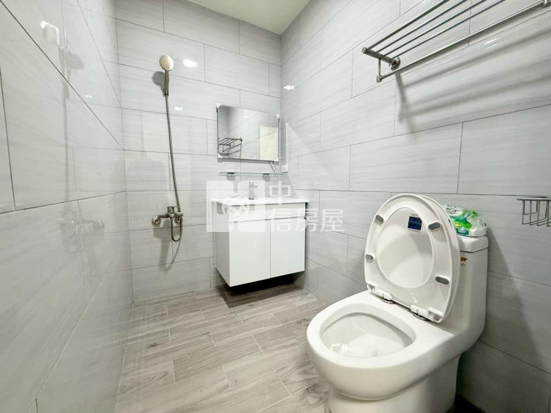 大業學區百萬精裝臨路別墅房屋室內格局與周邊環境