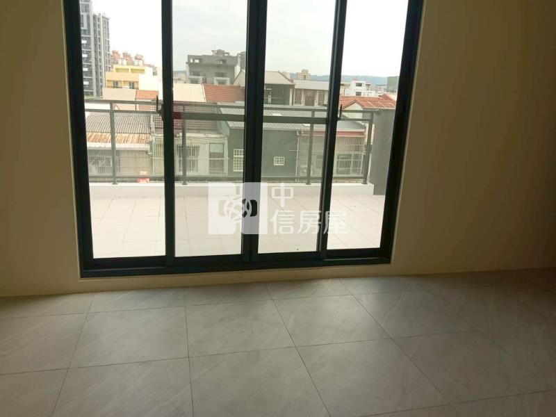 員林國中旁全新美墅房屋室內格局與周邊環境